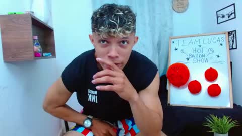 Lucas Luxx online show from 5, 12, 2025