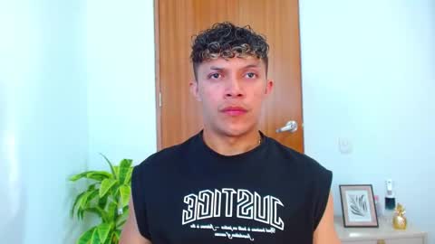 Lucas Luxx online show from 20, 2, 2026