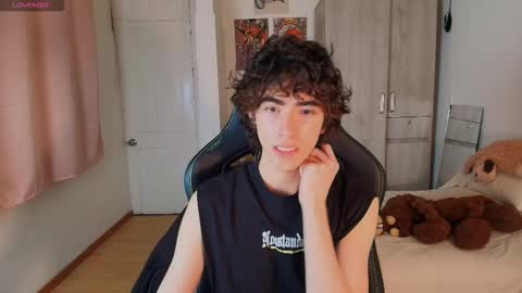 lucas_xo online show from 1, 12, 2025