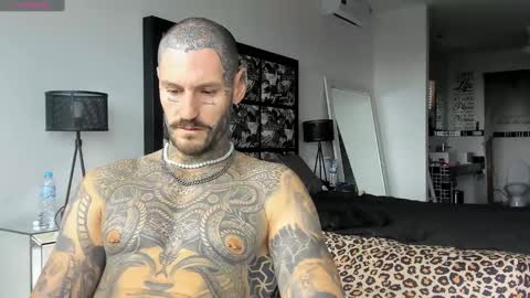 Snapshot of lucasexclusive chatting on 2, 1, 2025 lucasexclusive online show from 2, 1, 2025