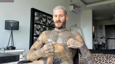 Snapshot of lucasexclusive chatting on 18, 1, 2025 lucasexclusive online show from 18, 1, 2025