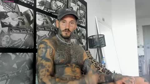 Snapshot of lucasexclusive chatting on 1, 3, 2025 lucasexclusive online show from 1, 3, 2025