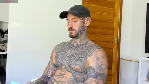 Snapshot of lucasexclusive chatting on 22, 9, 2025 lucasexclusive online show from 22, 9, 2025