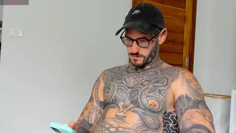 Snapshot of lucasexclusive chatting on 27, 9, 2025 lucasexclusive online show from 27, 9, 2025