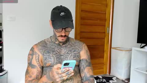 Snapshot of lucasexclusive chatting on 8, 10, 2025 lucasexclusive online show from 8, 10, 2025