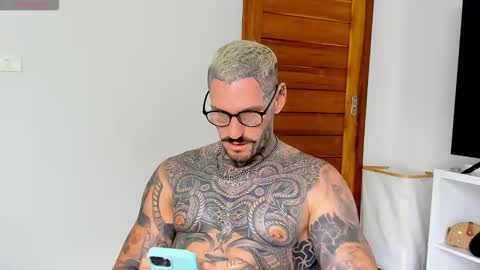 Snapshot of lucasexclusive chatting on 12, 10, 2025 lucasexclusive online show from 12, 10, 2025