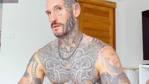 Snapshot of lucasexclusive chatting on 17, 10, 2025 lucasexclusive online show from 17, 10, 2025