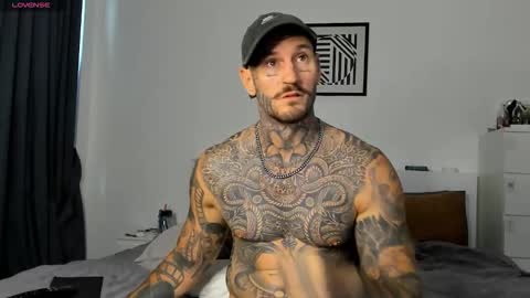 Snapshot of lucasexclusive chatting on 13, 11, 2025 lucasexclusive online show from 13, 11, 2025