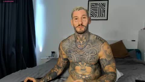 Snapshot of lucasexclusive chatting on 15, 11, 2025 lucasexclusive online show from 15, 11, 2025