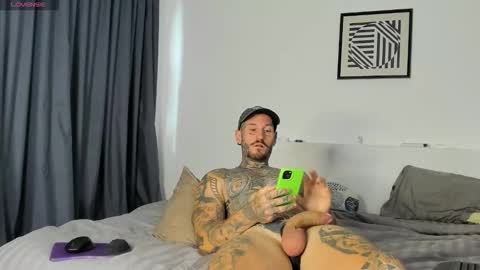 Snapshot of lucasexclusive chatting on 14, 12, 2025 lucasexclusive online show from 14, 12, 2025