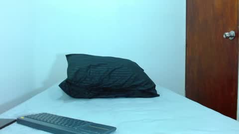 LUCHO HOT  online show from 8, 8, 2026