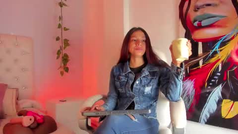 Luciana Ramirez  Sofia Collins online show from 13, 1, 2026