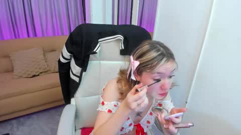 lucia_copper online show from 17, 11, 2025