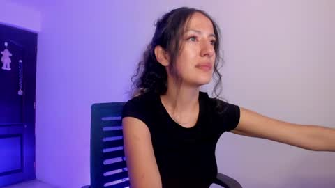 Lucia online show from 10, 7, 2026