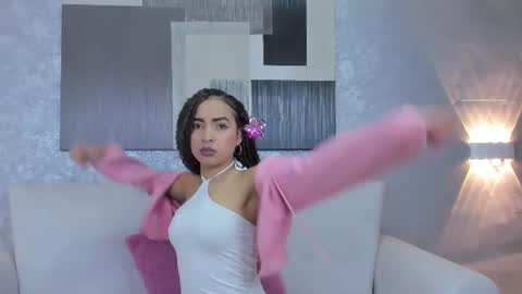 Snapshot of lucia_janne chatting on 9, 6, 2026 Lucla online show from 9, 6, 2026