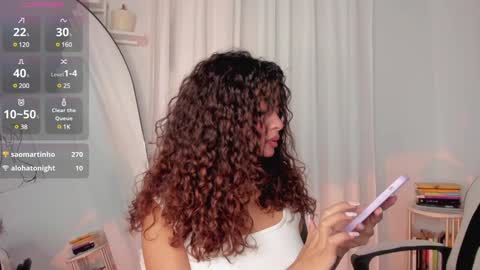 Snapshot of lucia_lee_ chatting on 8, 2, 2025 Lucia online show from 8, 2, 2025