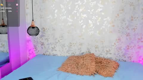 Snapshot of lucia_oregon chatting on 20, 10, 2025 L U C I A online show from 20, 10, 2025