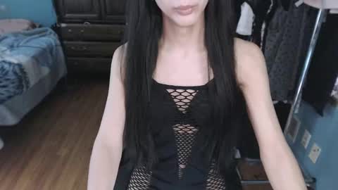 Snapshot of lucia_sky chatting on 2, 2, 2025 Lucia online show from 2, 2, 2025