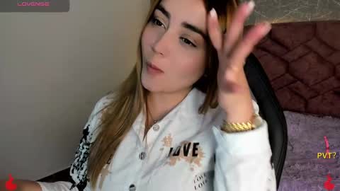 Snapshot of lucia_star_ chatting on 5, 12, 2024 lucia star online show from 5, 12, 2024