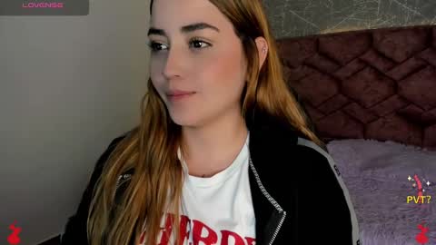 Snapshot of lucia_star_ chatting on 2, 1, 2025 lucia star online show from 2, 1, 2025