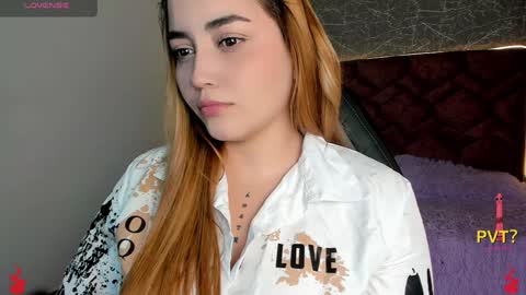 Snapshot of lucia_star_ chatting on 4, 2, 2025 lucia star online show from 4, 2, 2025