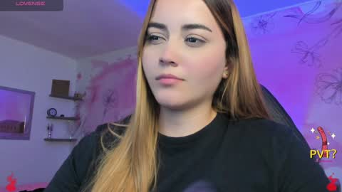 Snapshot of lucia_star_ chatting on 8, 2, 2025 lucia star online show from 8, 2, 2025