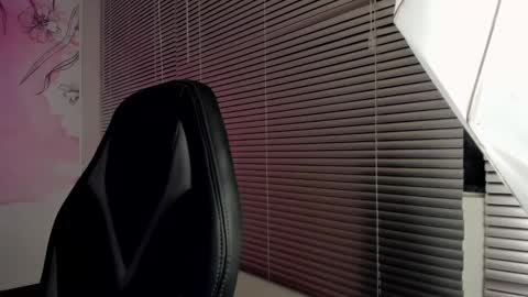 Snapshot of lucia_star_ chatting on 21, 2, 2025 lucia star online show from 21, 2, 2025