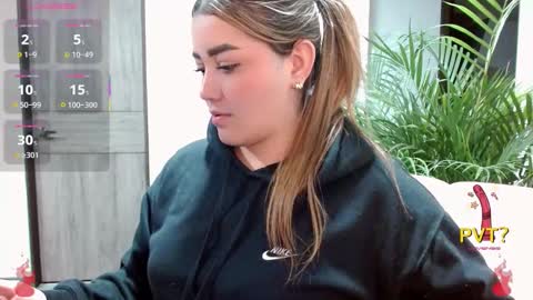 Snapshot of lucia_star_ chatting on 7, 11, 2025 lucia star online show from 7, 11, 2025