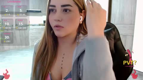 Snapshot of lucia_star_ chatting on 1, 12, 2025 lucia star online show from 1, 12, 2025