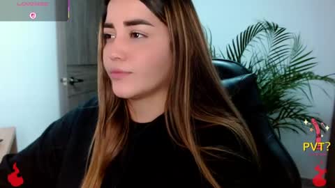 Snapshot of lucia_star_ chatting on 29, 4, 2026 lucia star online show from 29, 4, 2026