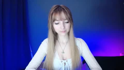 Lucy online show from 28, 2, 2025