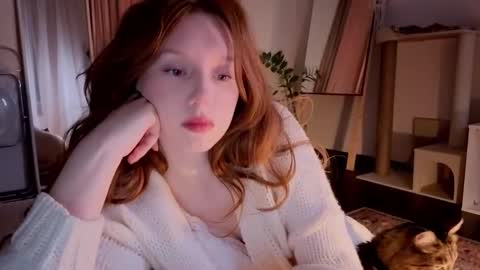 Snapshot of luciacoy chatting on 16, 11, 2025 Lucia online show from 16, 11, 2025