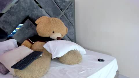 Snapshot of luciagray chatting on 24, 10, 2025 Lucia Gray online show from 24, 10, 2025