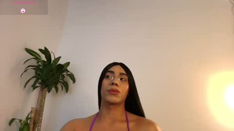 Snapshot of luciana_glow chatting on 18, 6, 2026 luciana_glow online show from 18, 6, 2026