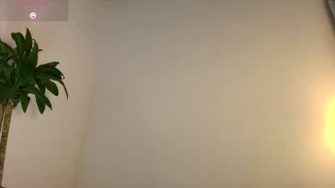Snapshot of luciana_glow chatting on 27, 6, 2026 luciana_glow online show from 27, 6, 2026