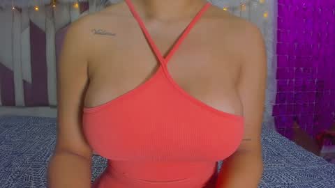 Snapshot of luciana_jam_ chatting on 21, 12, 2024 instagram luciana417 online show from 21, 12, 2024