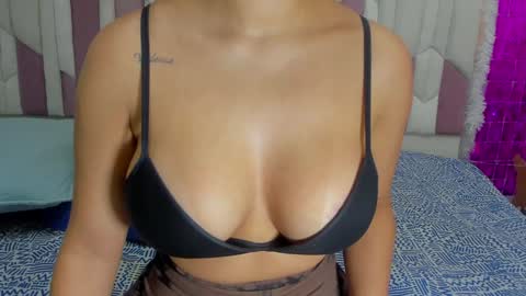Snapshot of luciana_jam_ chatting on 27, 12, 2024 instagram luciana417 online show from 27, 12, 2024