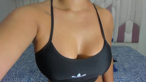 Snapshot of luciana_jam_ chatting on 23, 1, 2025 instagram luciana417 online show from 23, 1, 2025