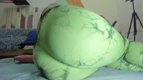 Snapshot of luciana_jam_ chatting on 5, 2, 2025 instagram luciana417 online show from 5, 2, 2025