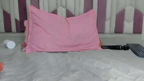 Snapshot of luciana_jam_ chatting on 1, 3, 2025 instagram luciana417 online show from 1, 3, 2025