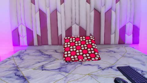Snapshot of luciana_jam_ chatting on 15, 10, 2025 instagram luciana417 online show from 15, 10, 2025