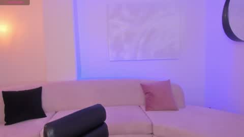 Snapshot of lucianamiller_ chatting on 2, 1, 2025 Luciana Miller online show from 2, 1, 2025
