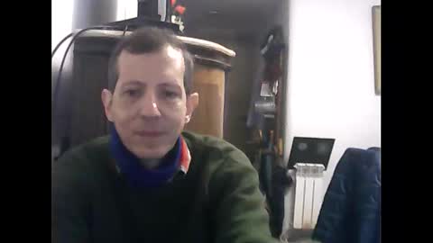 Snapshot of lucianoaxel chatting on 19, 5, 2026 Luciano online show from 19, 5, 2026