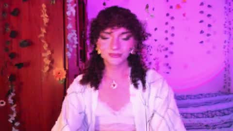 Lucy or Lucian 3 Come to my social Links3   online show from 8, 4, 2026