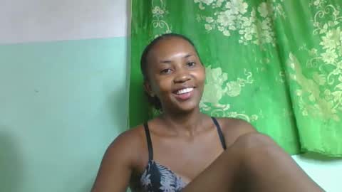 Snapshot of lucie196645 chatting on 18, 4, 2026 lucie196645 online show from 18, 4, 2026
