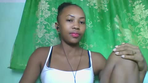 Snapshot of lucie196645 chatting on 25, 4, 2026 lucie196645 online show from 25, 4, 2026