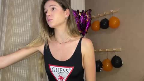 Lucie hot follow me on  online show from 22, 10, 2025