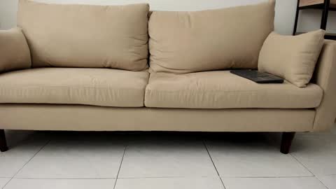 Lucie online show from 31, 1, 2025