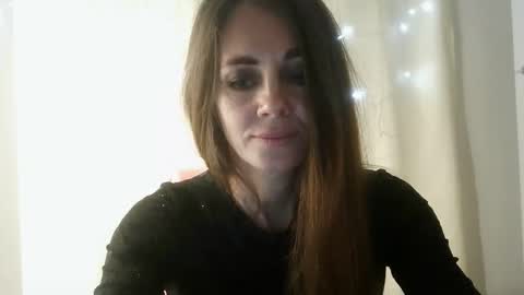 Snapshot of luciemack chatting on 15, 10, 2025 LucieMack online show from 15, 10, 2025