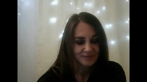 Snapshot of luciemack chatting on 20, 10, 2025 LucieMack online show from 20, 10, 2025